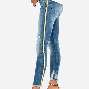 Express distressed denim jeans yellow detail